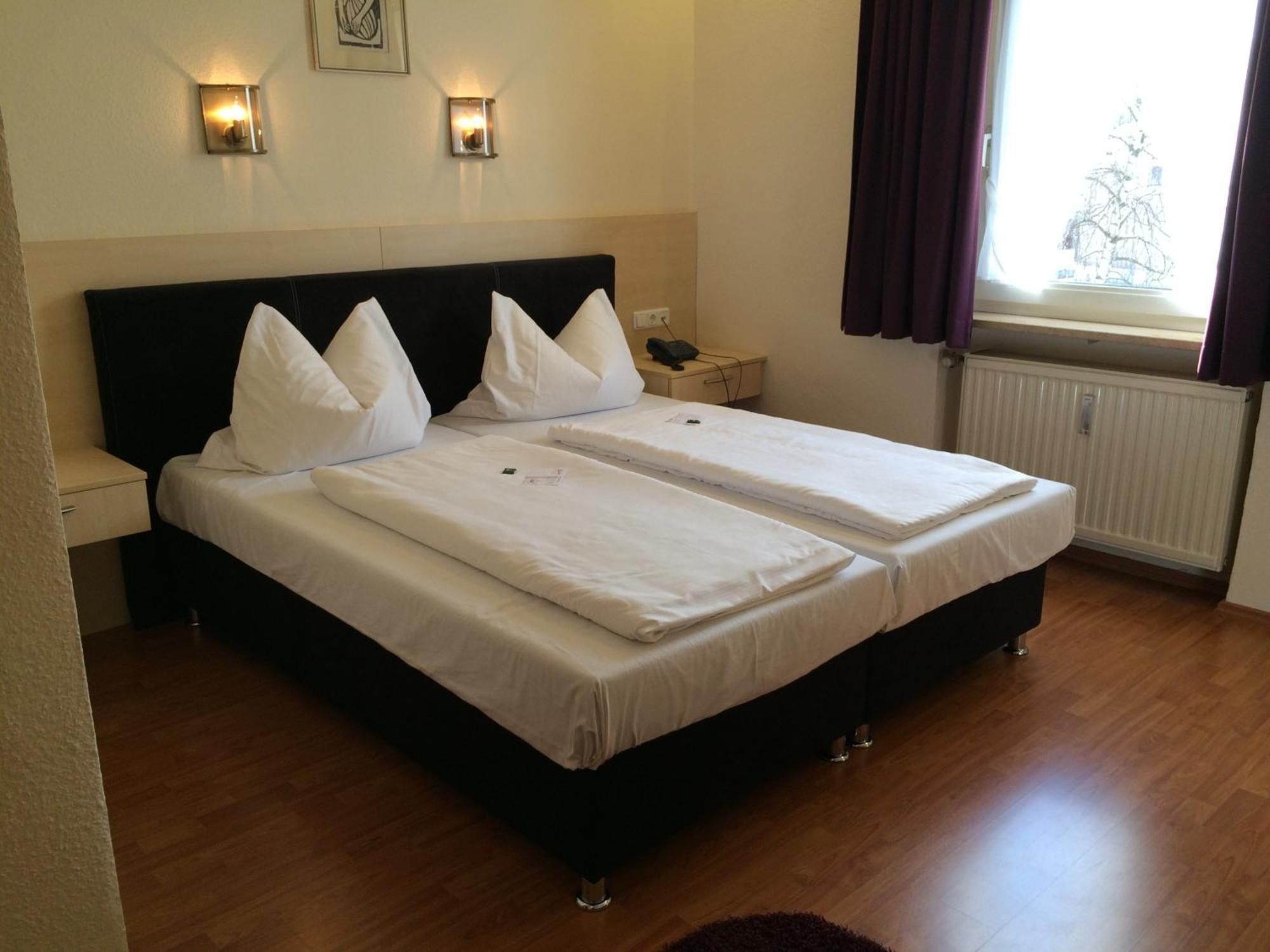 Hotel Grader นอชตัดท์อันแดร์วาล์ดนับ ภายนอก รูปภาพ