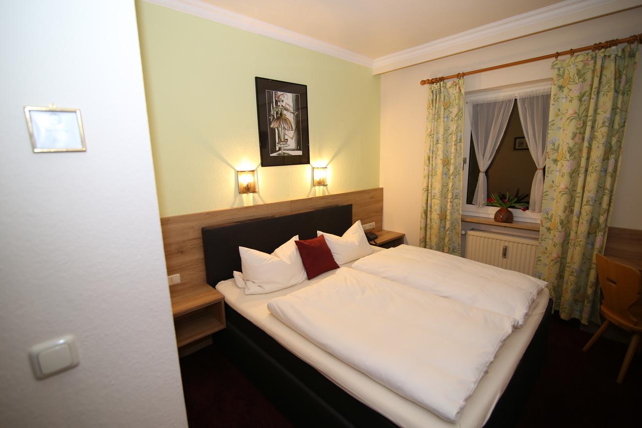 Hotel Grader นอชตัดท์อันแดร์วาล์ดนับ ภายนอก รูปภาพ