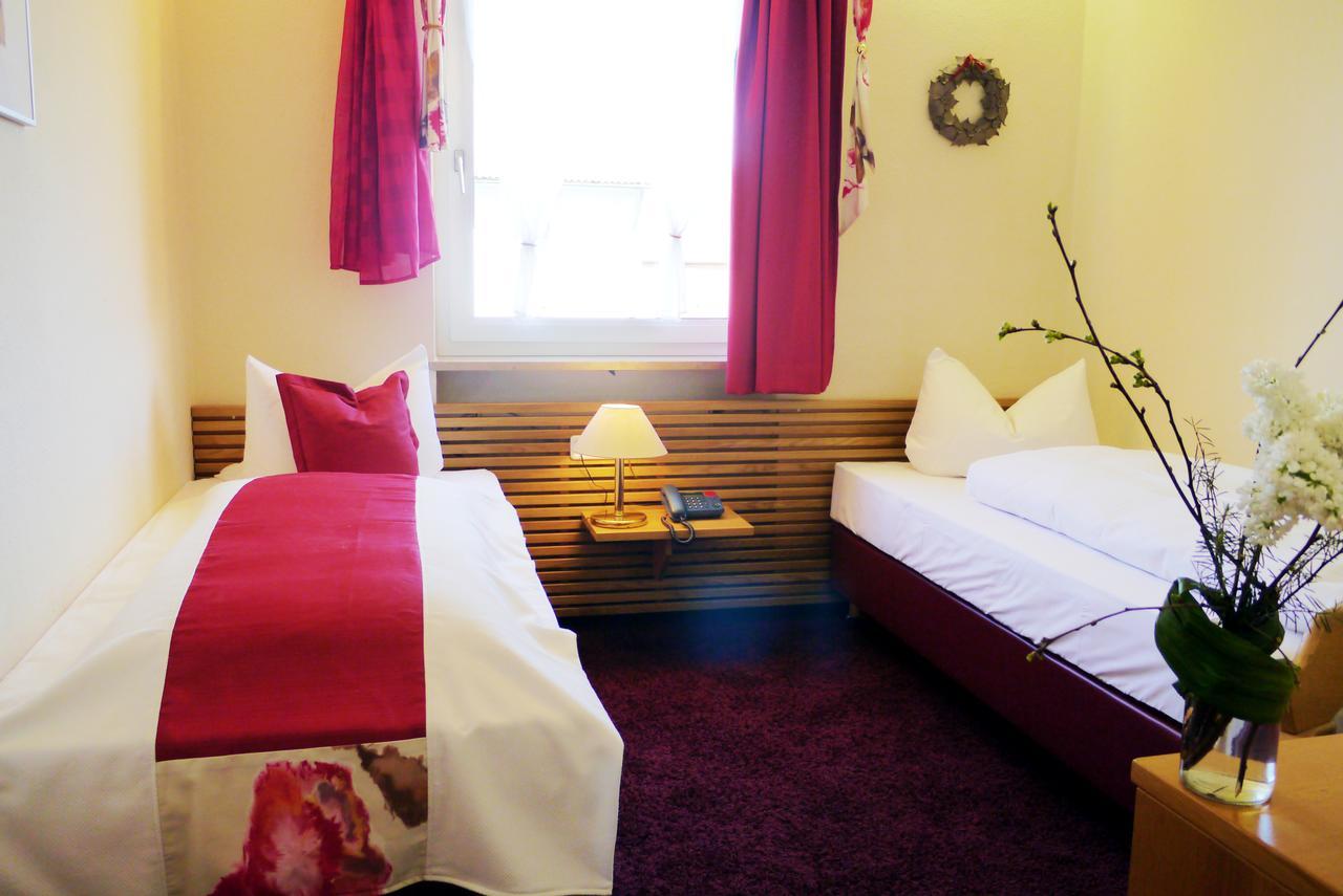 Hotel Grader นอชตัดท์อันแดร์วาล์ดนับ ภายนอก รูปภาพ